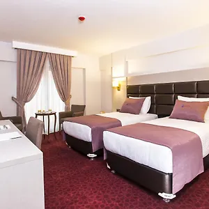 Hotel Perla Arya, İzmir